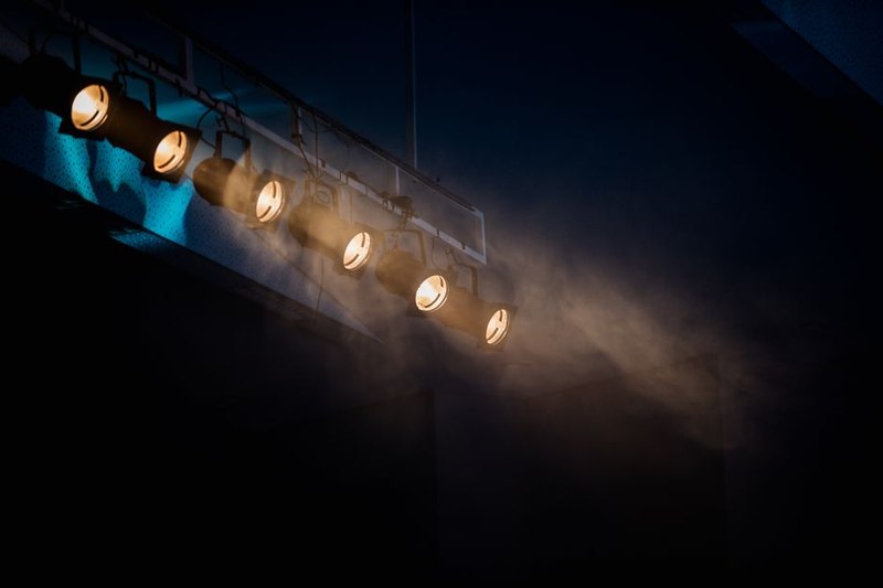 Projecteur LED Longue Portée